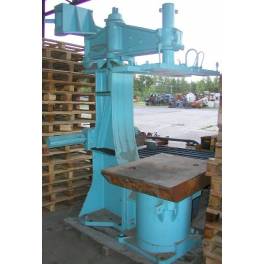 OSBORN ROTA-LIFT molding machine (AB1643)