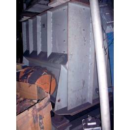 CARRIER 4 x 5 twin motor shakeout (X4P2785)